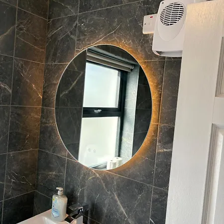 Apartament Dingle Garden 10 B