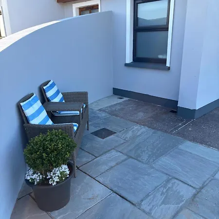 Apartament Dingle Garden 10 B